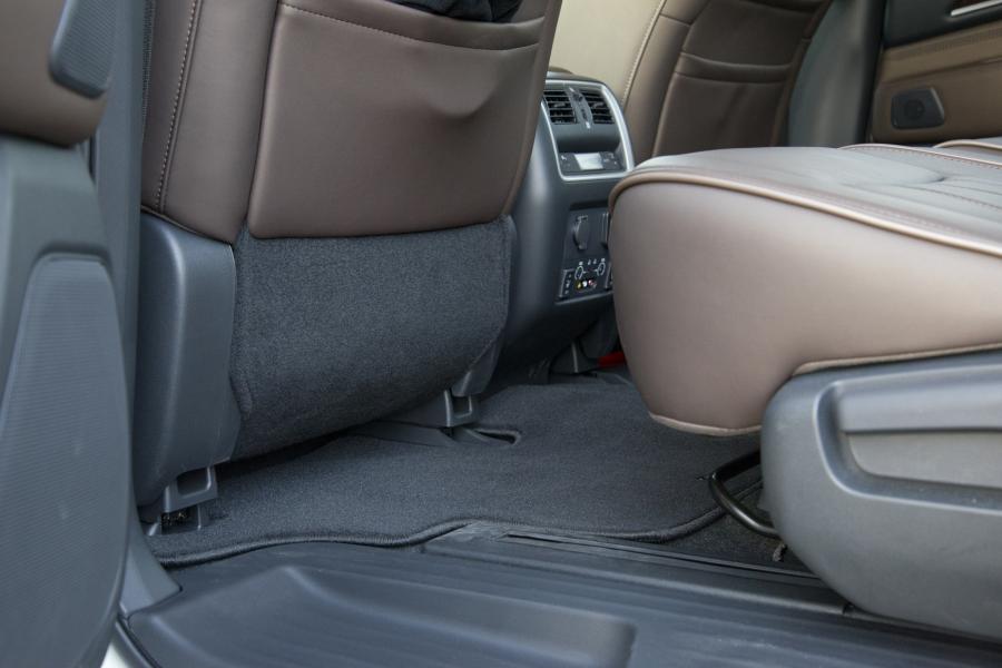  Infiniti QX60 Hybrid AWD 2014 года  (фото 12 из 20)